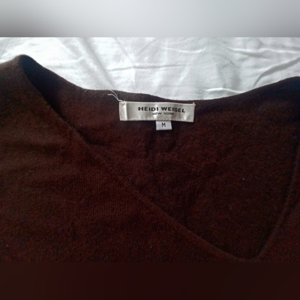 Heidi Weisel cashmere Blend Asymmetrical V Neck Brown size Medium - Picture 6 of 8
